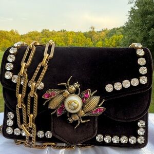 🐝Gucci Broadway Black Velvet Bee Embellished Shoulder Bag – Excellent Condition